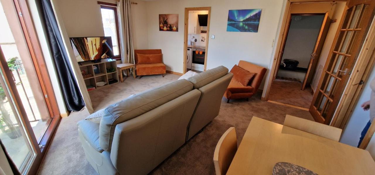 Colin Young Place Nairn Exteriér fotografie